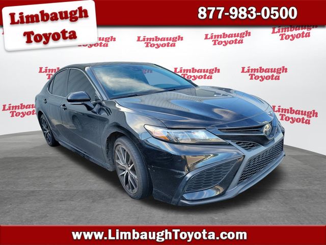 2022 Toyota Camry SE Automatic - 22952022 - 0