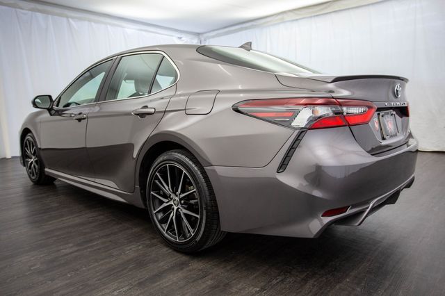 2022 Toyota Camry SE Automatic - 22784656 - 30