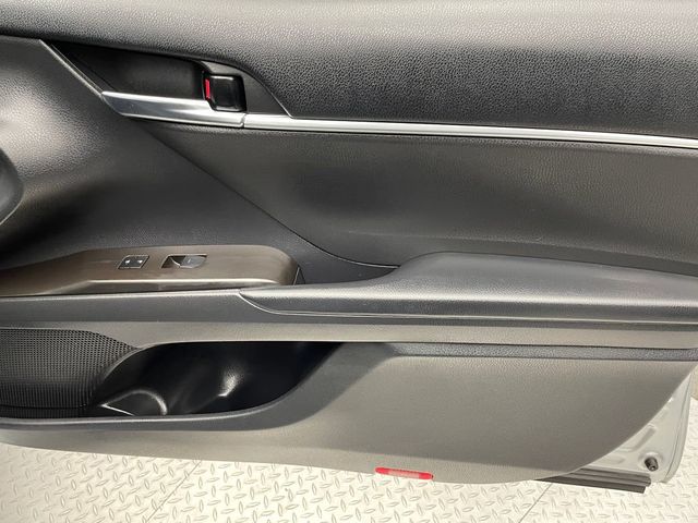 2022 Toyota Camry SE Automatic - 22981522 - 18