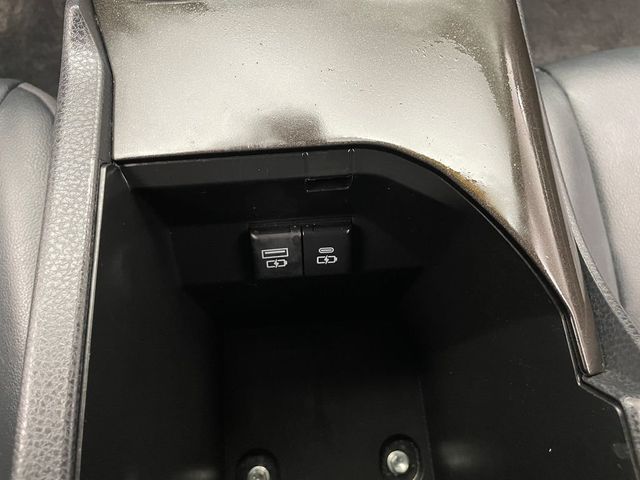 2022 Toyota Camry SE Automatic - 22981522 - 35