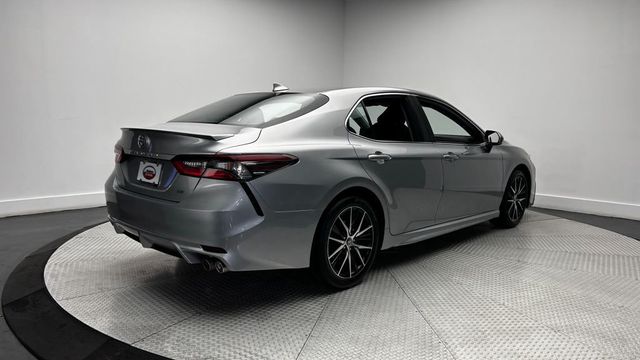 2022 Toyota Camry SE Automatic - 23037062 - 33