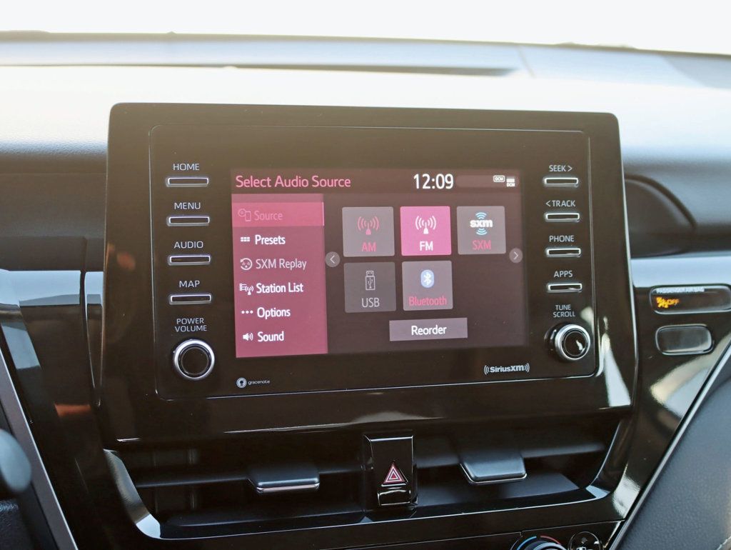 2022 Toyota Camry SE Automatic AWD - 22960175 - 15