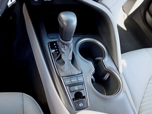 2022 Toyota Camry SE Automatic AWD - 23090473 - 17