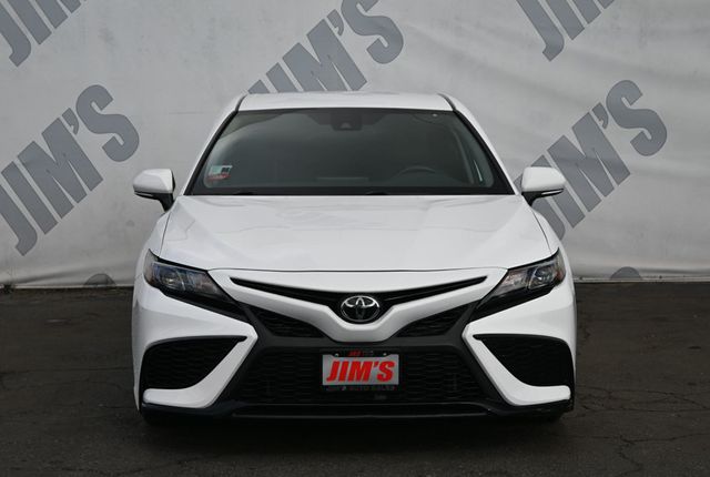 2022 Toyota Camry SE Brand New Tires - 22936179 - 1