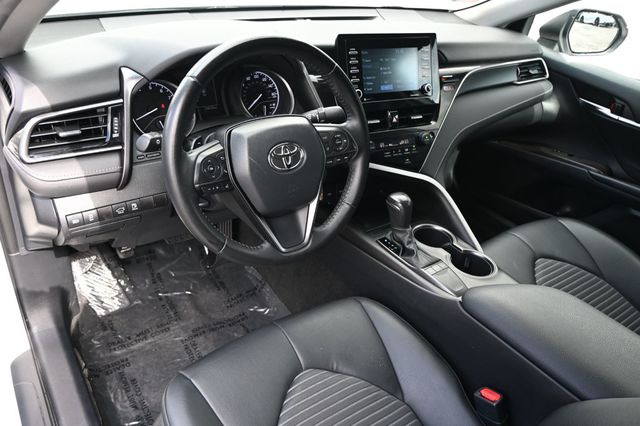 2022 Toyota Camry SE Brand New Tires - 22936179 - 6