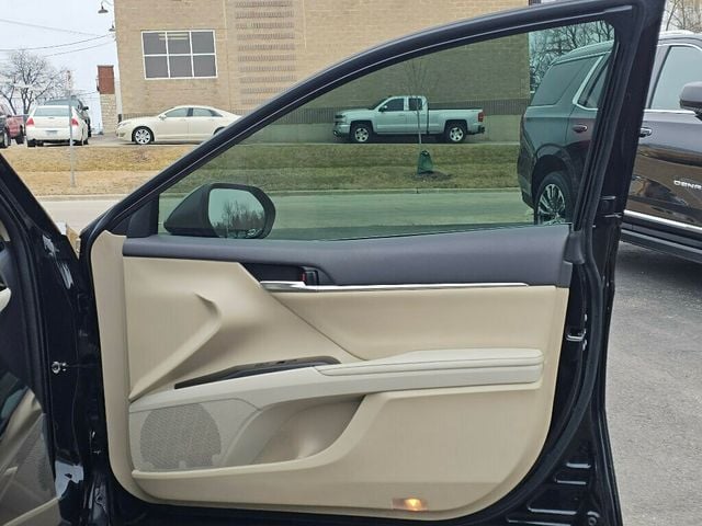 2022 Toyota Camry XLE Automatic AWD - 22988256 - 19