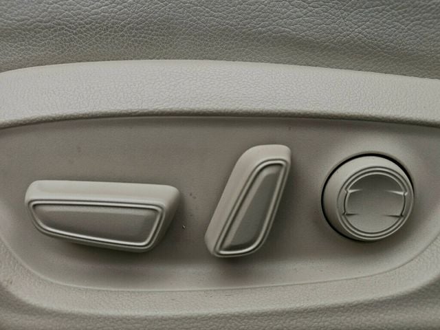 2022 Toyota Camry XLE Automatic AWD - 22988256 - 33