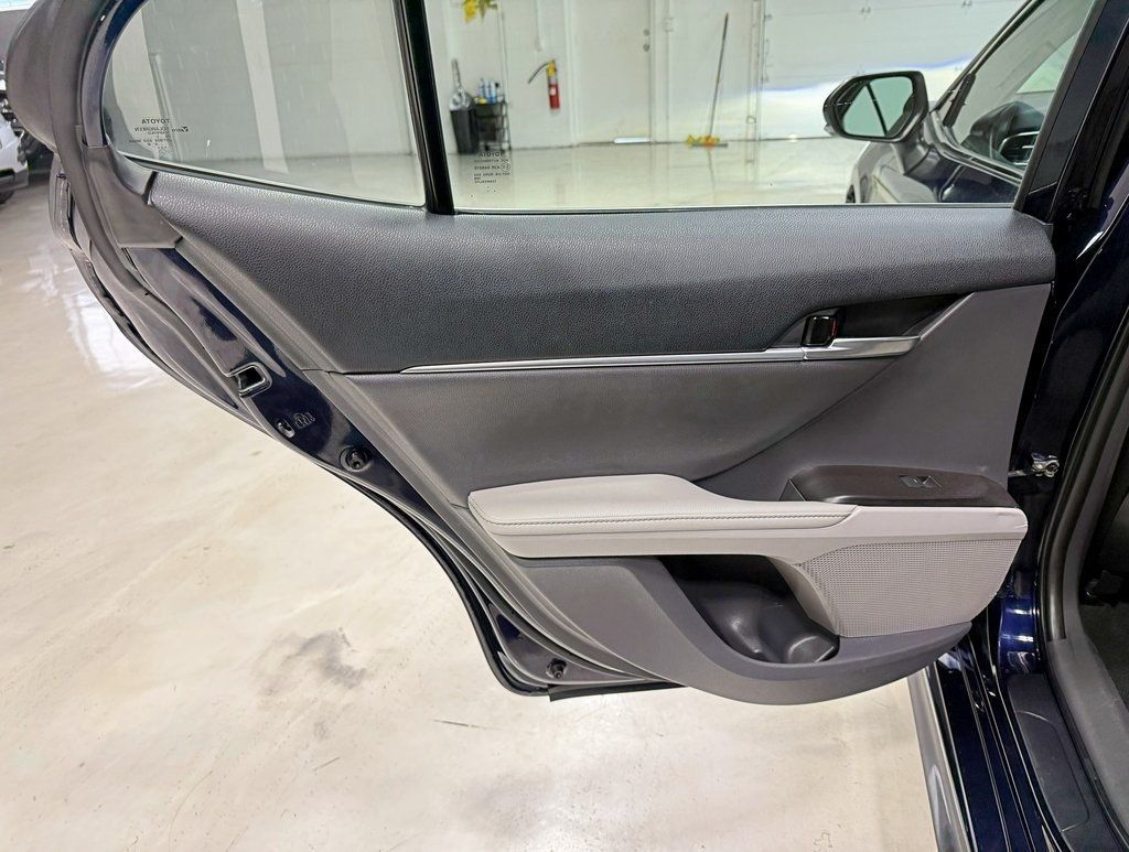2022 Toyota Camry XSE Automatic - 22952173 - 37