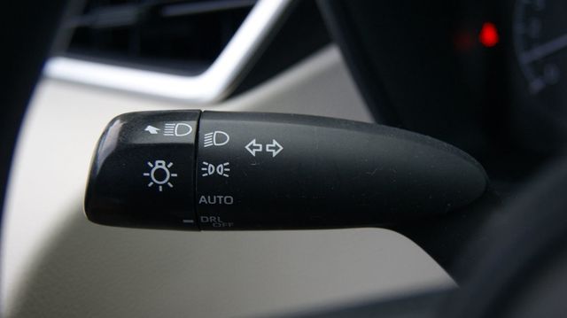 2022 Toyota Corolla 3 MONTH WARRANTY , JUST SERVICED , VERY CLEAN INSIDE AND OUT  - 23048747 - 16