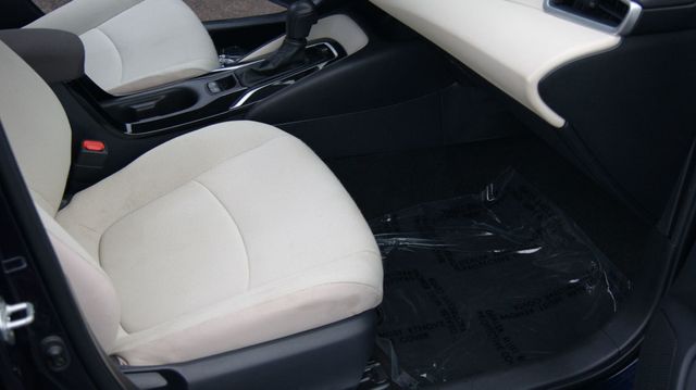 2022 Toyota Corolla 3 MONTH WARRANTY , JUST SERVICED , VERY CLEAN INSIDE AND OUT  - 23048747 - 27