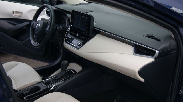 2022 Toyota Corolla 3 MONTH WARRANTY , JUST SERVICED , VERY CLEAN INSIDE AND OUT  - 23048747 - 30