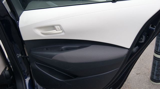 2022 Toyota Corolla 3 MONTH WARRANTY , JUST SERVICED , VERY CLEAN INSIDE AND OUT  - 23048747 - 47