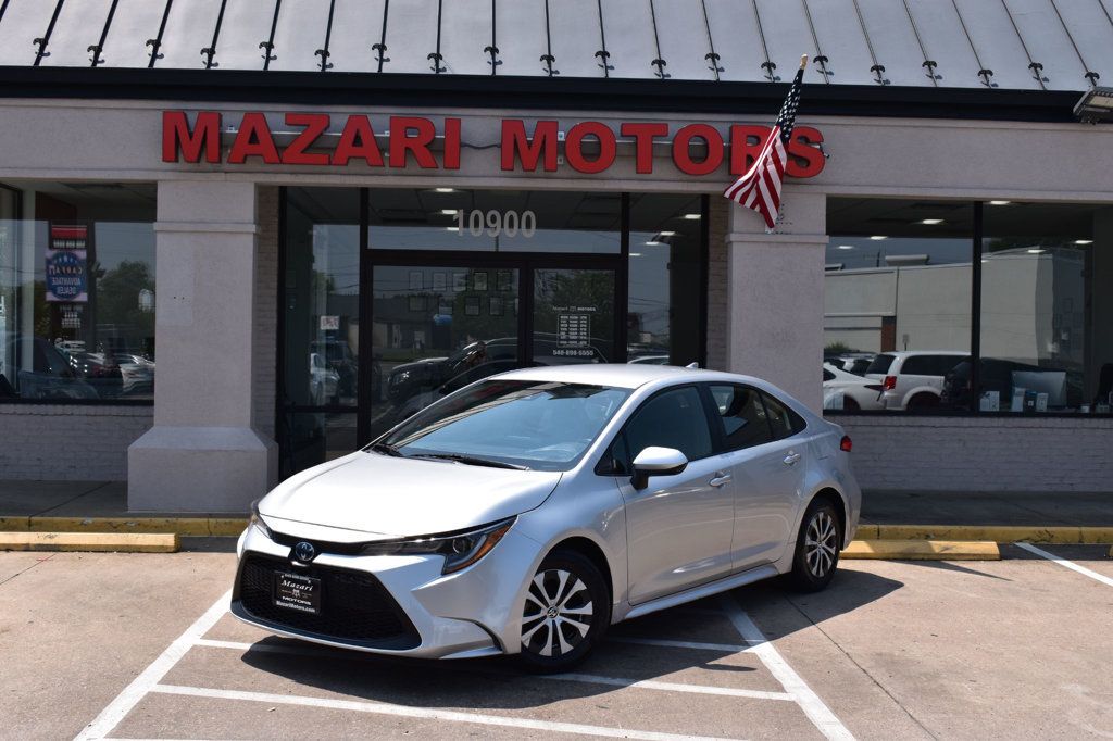 2022 Toyota Corolla Hybrid LE photo 2