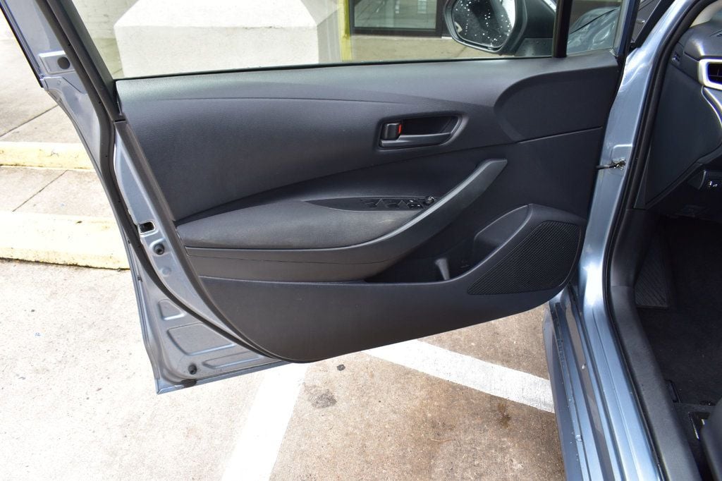 2022 Toyota Corolla Hybrid LE CVT - 23078720 - 42