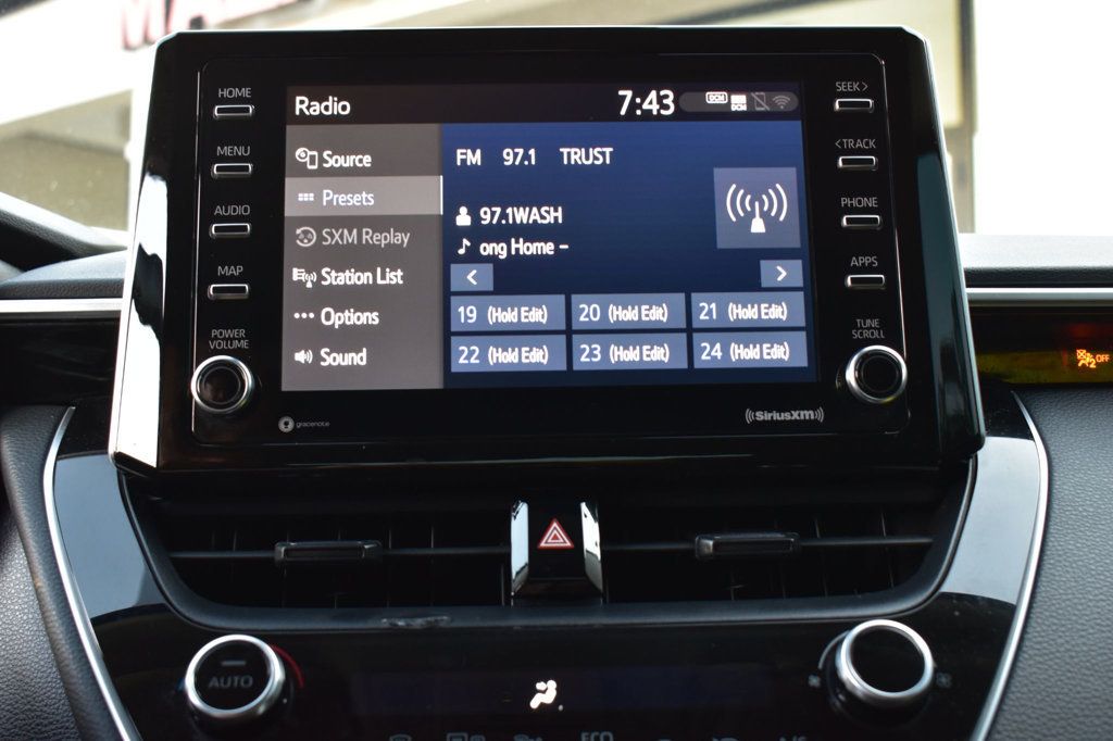 2022 Toyota Corolla Hybrid LE CVT - 23083028 - 32
