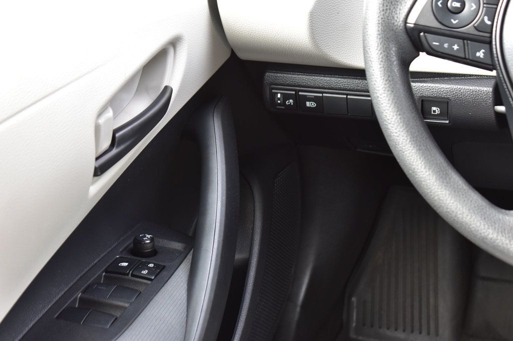 2022 Toyota Corolla Hybrid LE CVT - 23083028 - 38