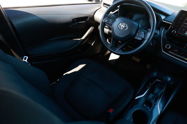 2022 Toyota Corolla Hybrid LE CVT - 22943615 - 21
