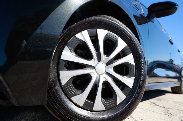 2022 Toyota Corolla Hybrid LE CVT - 22943615 - 37