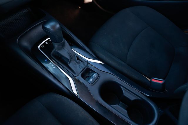 2022 Toyota Corolla Hybrid LE CVT - 22943615 - 38