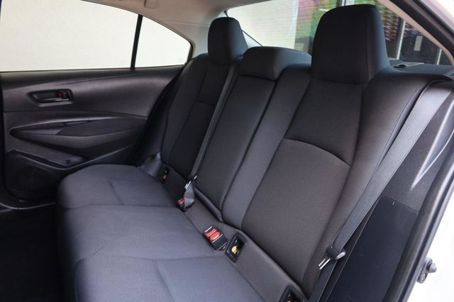 2022 Toyota Corolla LE - 23052449 - 17