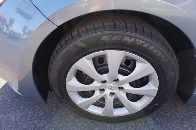 2022 Toyota Corolla LE, 1 OWNER, NEW TIRES, BLUETOOTH, BACKUP CAMERA - 23019858 - 10