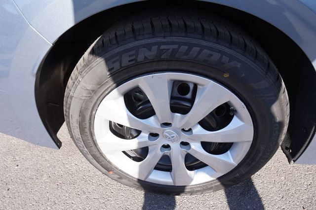 2022 Toyota Corolla LE, 1 OWNER, NEW TIRES, BLUETOOTH, BACKUP CAMERA - 23019858 - 12