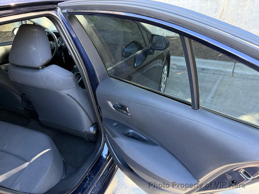 2022 Toyota Corolla LE CVT - 22989654 - 10
