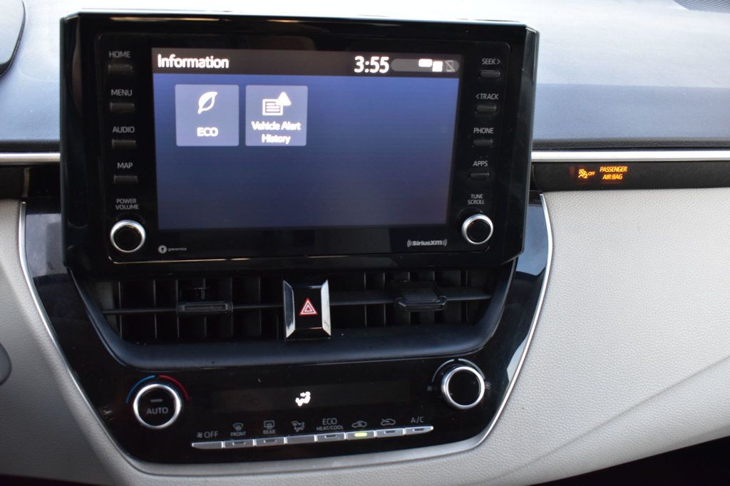 2022 Toyota Corolla LE photo 25