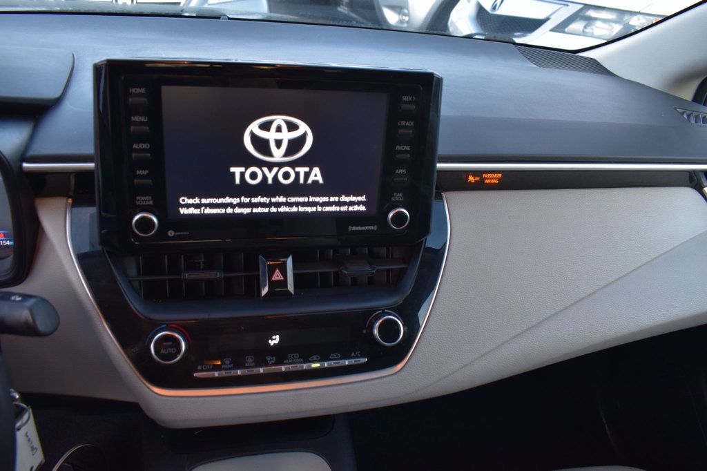 2022 Toyota Corolla LE photo 31
