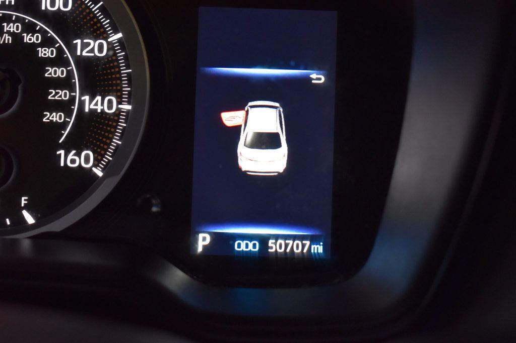 2022 Toyota Corolla LE CVT - 22935640 - 18