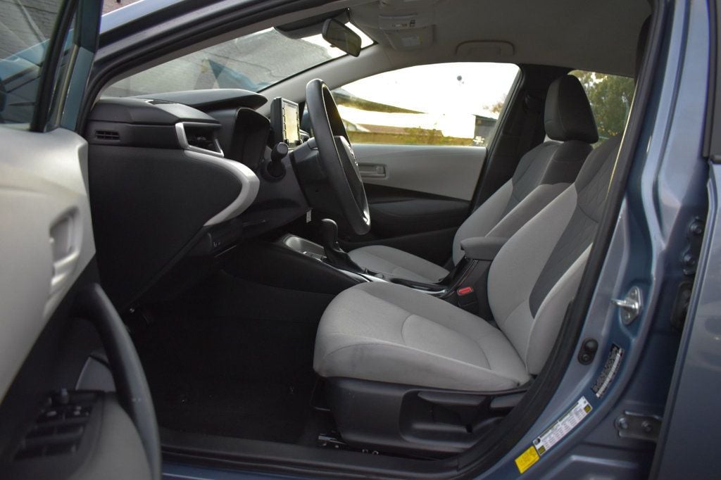 2022 Toyota Corolla LE CVT - 22935640 - 6