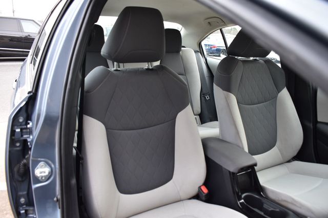 2022 Toyota Corolla LE CVT - 22956872 - 17
