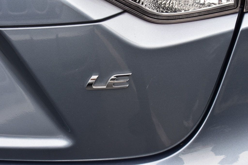 2022 Toyota Corolla LE CVT - 22956872 - 45