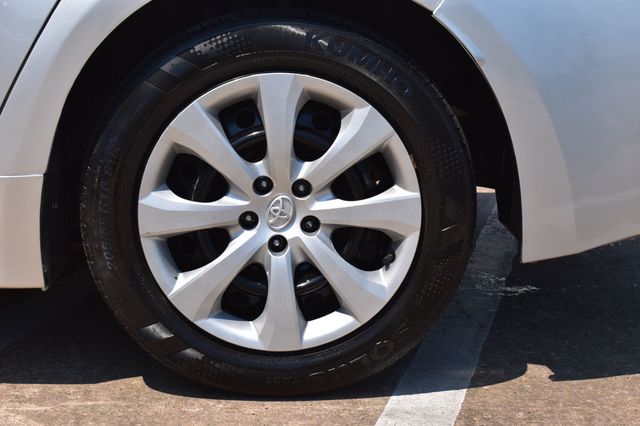 2022 Toyota Corolla LE CVT - 23055449 - 10