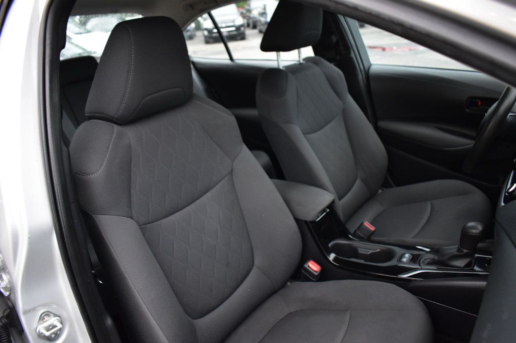 2022 Toyota Corolla LE CVT - 23055449 - 17
