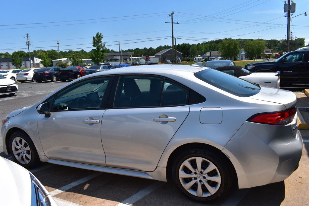 2022 Toyota Corolla LE CVT - 23055449 - 4
