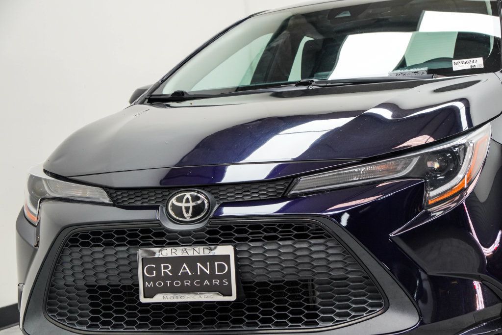 Toyota Corolla photo 2
