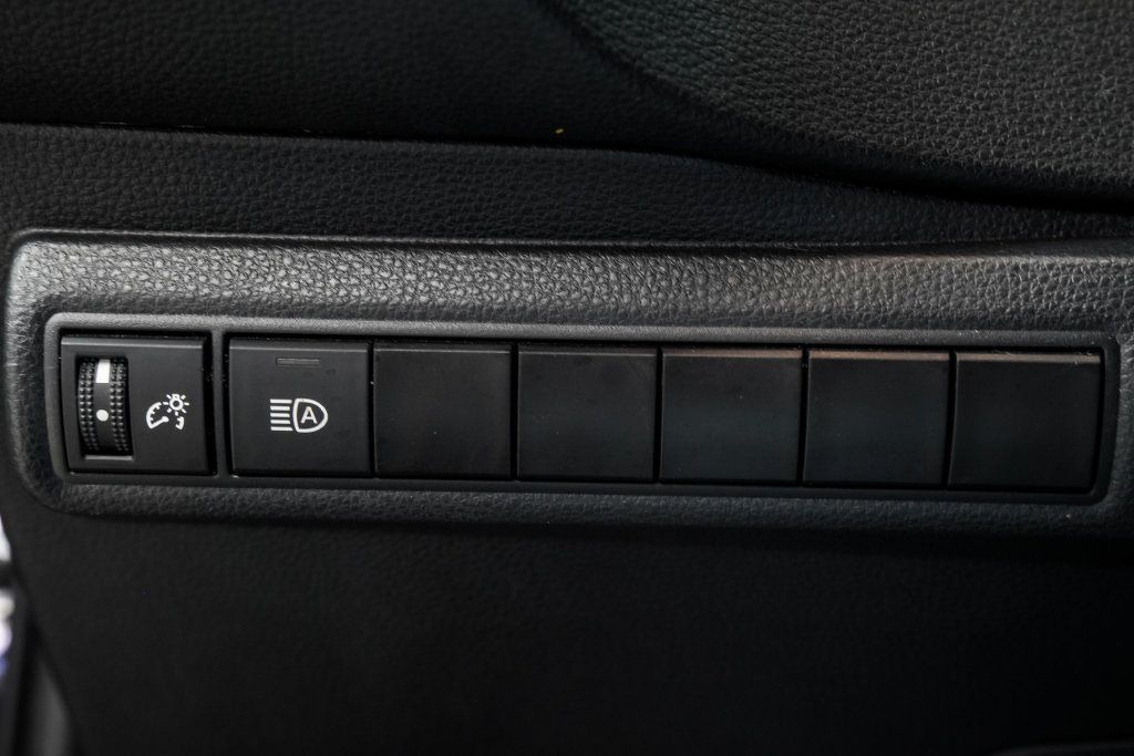 Toyota Corolla photo 36