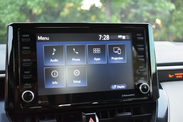 2022 Toyota Corolla LE CVT - 23039422 - 11