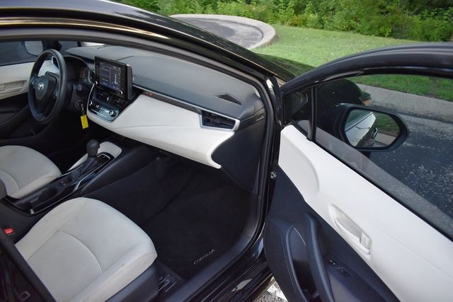 2022 Toyota Corolla LE CVT - 23039422 - 30