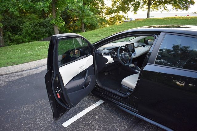 2022 Toyota Corolla LE CVT - 23039422 - 33