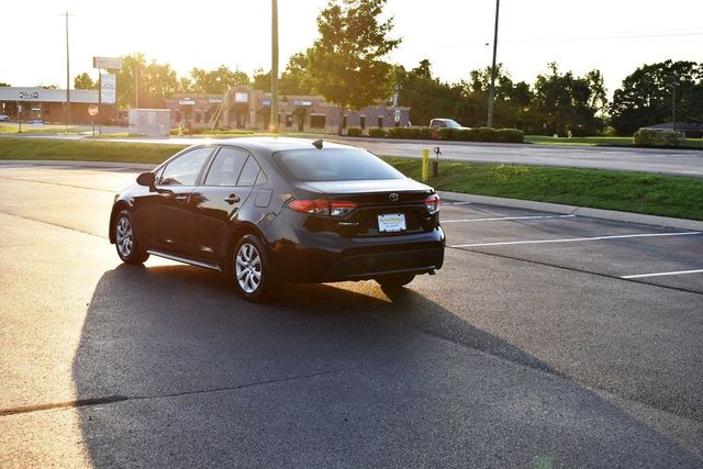 2022 Toyota Corolla LE CVT - 23039422 - 41