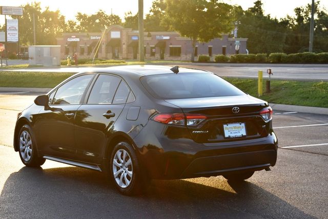 2022 Toyota Corolla LE CVT - 23039422 - 43