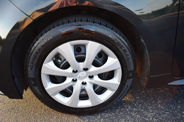 2022 Toyota Corolla LE CVT - 23039422 - 47