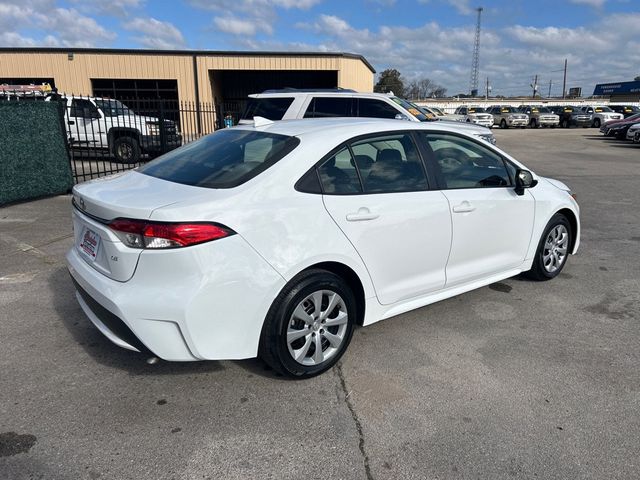 2022 Toyota Corolla LE CVT - 22945664 - 3
