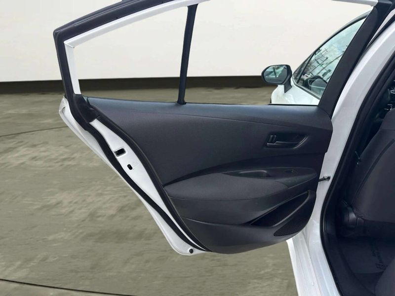 2022 Toyota Corolla LE CVT - 23011865 - 11
