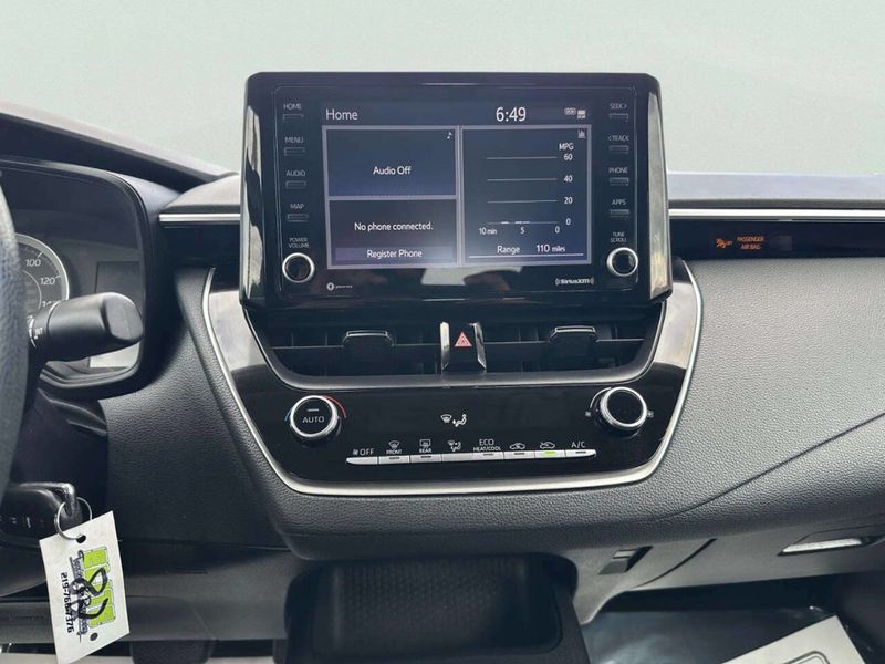 2022 Toyota Corolla LE CVT - 23011865 - 28