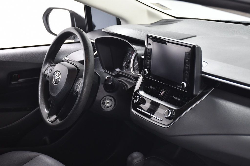 2022 Toyota Corolla LE CVT - 23086743 - 16