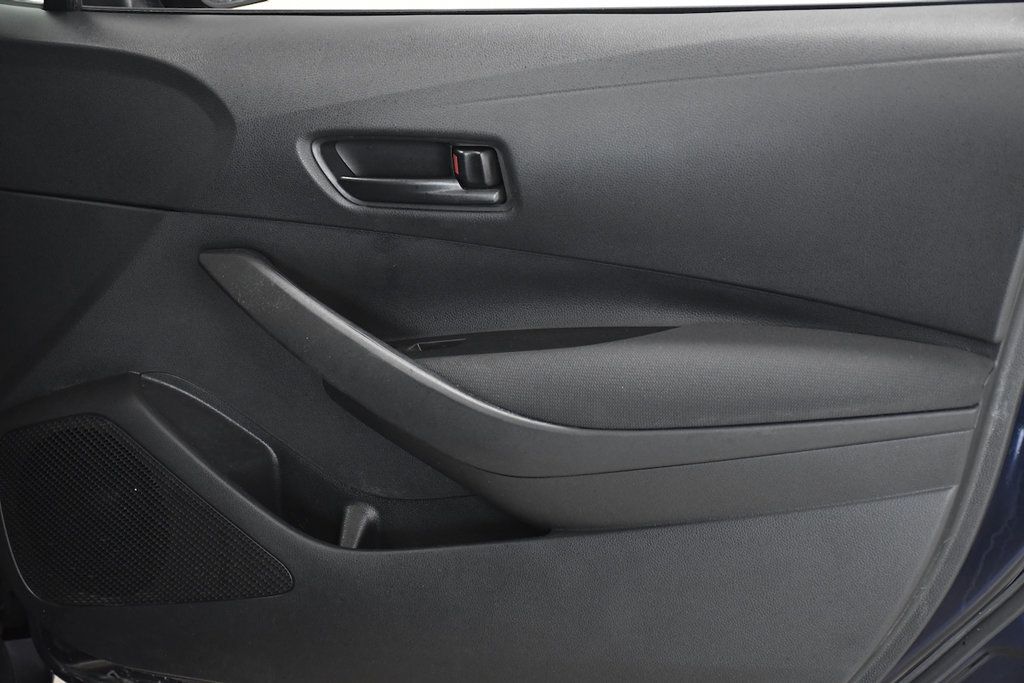 2022 Toyota Corolla LE CVT - 23095611 - 17