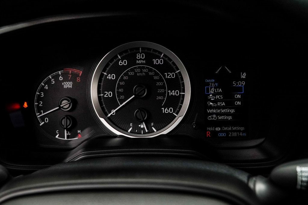 2022 Toyota Corolla LE photo 22